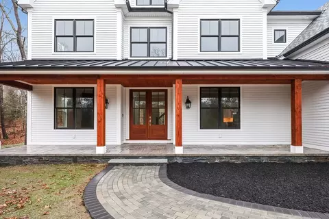 79 Maple Ave, Groton, MA 01450 photo 2