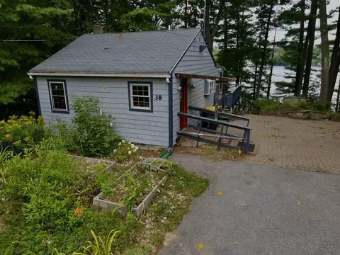 38 Lake Shore Dr S, Westford, MA 01886