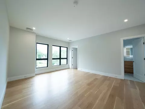 88 Levbert, Newton, MA 02459 photo 27
