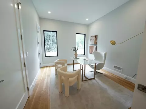88 Levbert, Newton, MA 02459 photo 15
