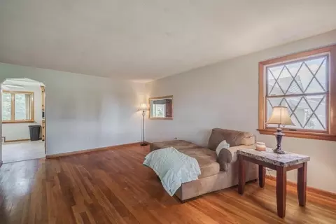 132 Nelson St, Chicopee, MA 01013 photo 18