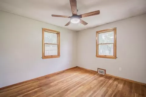 132 Nelson St, Chicopee, MA 01013 photo 14