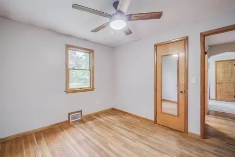 132 Nelson St, Chicopee, MA 01013 photo 15