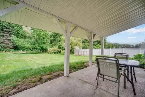 132 Nelson St, Chicopee, MA 01013 photo 27