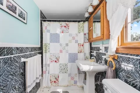 67 California, Fall River, MA 02723 photo 18