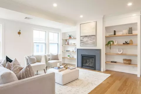 20 Jay St #2, Somerville, MA 02144