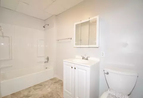 19 Warriner Ave, Springfield, MA 01108 photo 12