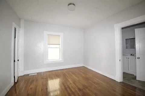 19 Warriner Ave, Springfield, MA 01108 photo 7