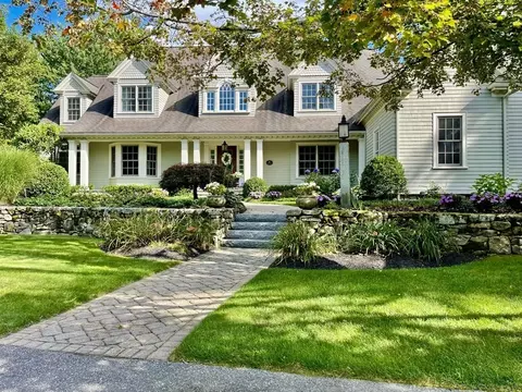 3 Brent Rd, Lexington, MA 02420