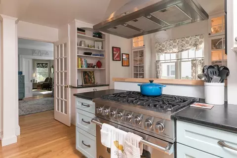 44 Baker Ave #2, Beverly, MA 01915 photo 14