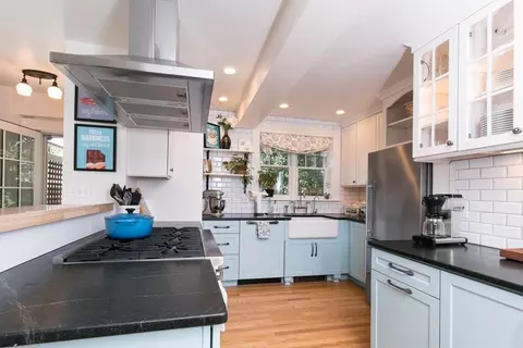 44 Baker Ave #2, Beverly, MA 01915 photo 11