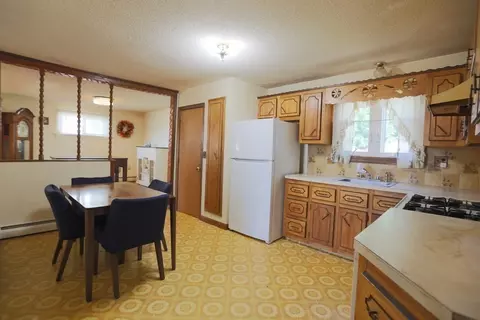 58 Sevigny, Fall River, MA 02723 photo 4