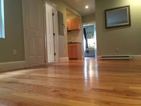 25 Clark St #3, Boston, MA 02109