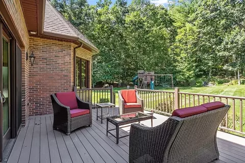 3 Sholan Cir, Harvard, MA 01451 photo 4