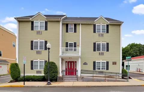 26 N Main St #4, Mansfield, MA 02048