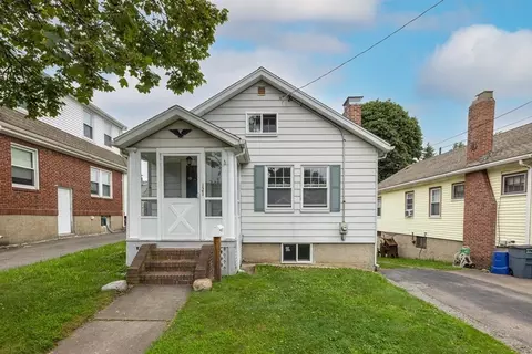 121 Elliot Ave, Quincy, MA 02171