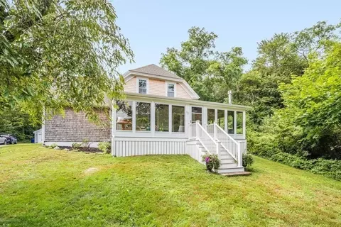 32 Bournedale Rd, Bourne, MA 02532 photo 3