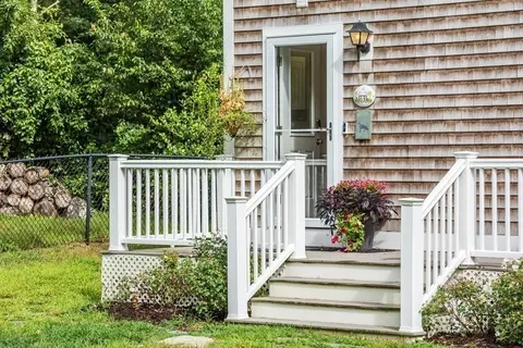 32 Bournedale Rd, Bourne, MA 02532 photo 8