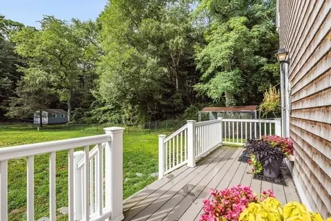 32 Bournedale Rd, Bourne, MA 02532 photo 10