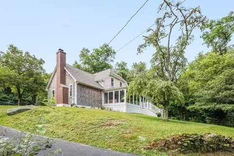 32 Bournedale Rd, Bourne, MA 02532 photo 6
