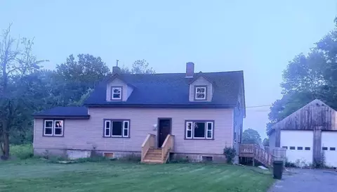 618 Pleasant St, Athol, MA 01331 photo 9
