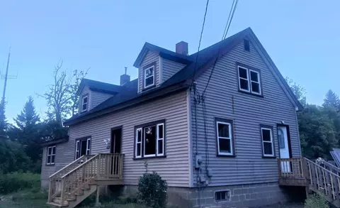 618 Pleasant St, Athol, MA 01331