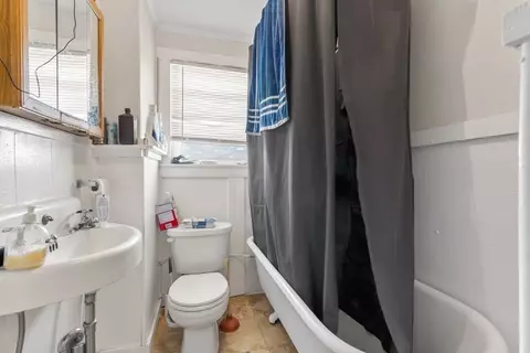 231 County St, Fall River, MA 02723 photo 20