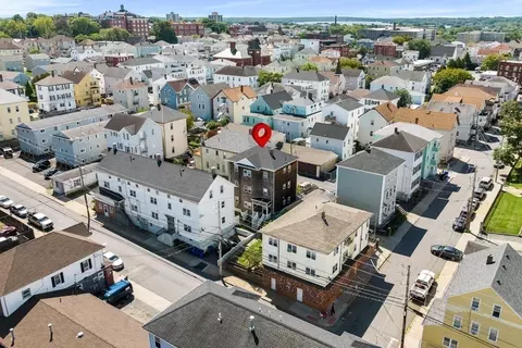 231 County St, Fall River, MA 02723 photo 2
