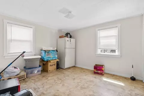 231 County St, Fall River, MA 02723 photo 23