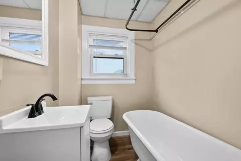 231 County St, Fall River, MA 02723 photo 12