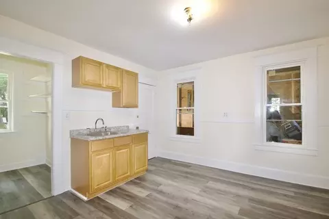 23 Vinton St, Springfield, MA 01104 photo 16