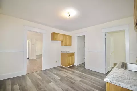 23 Vinton St, Springfield, MA 01104 photo 15