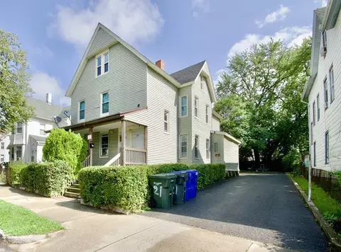23 Vinton St, Springfield, MA 01104 photo 2