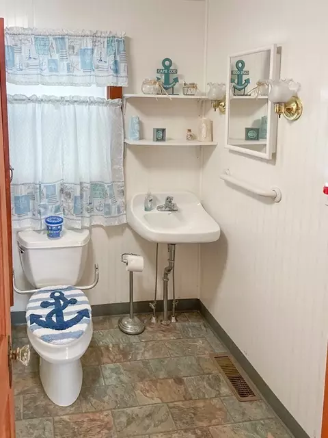 1 Fir St, Wareham, MA 02571 photo 23
