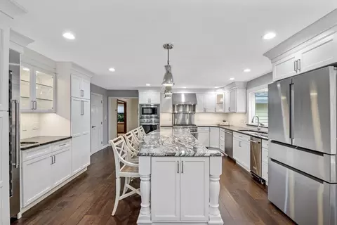 14 Morgan Dr, Danvers, MA 01923 photo 6