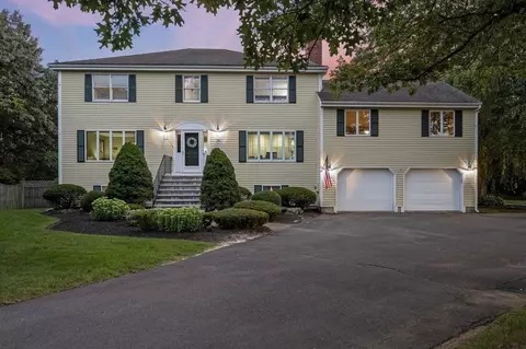 14 Morgan Dr, Danvers, MA 01923 photo 3