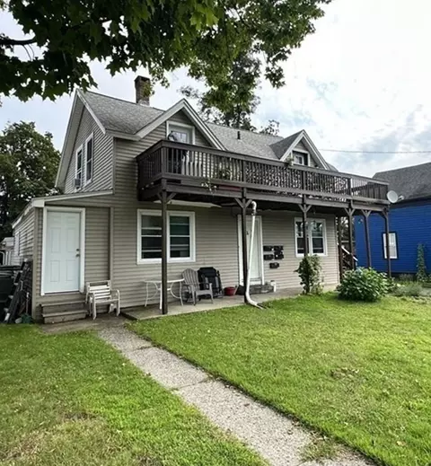 29 Center St, Easthampton, MA 01027