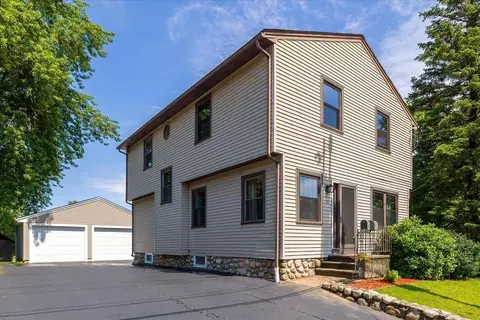 56 Idalla Rd, Worcester, MA 01606