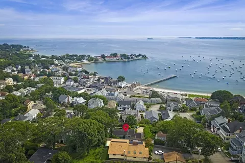 53 Greenwood Ave, Swampscott, MA 01907