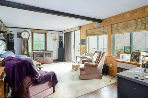28 Evergreen Dr, Plymouth, MA 02360