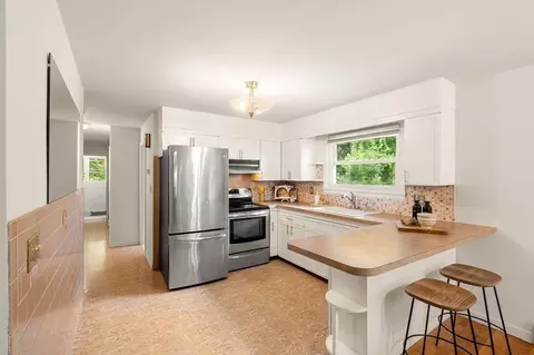 3 Wilson St, Worcester, MA 01604 photo 16
