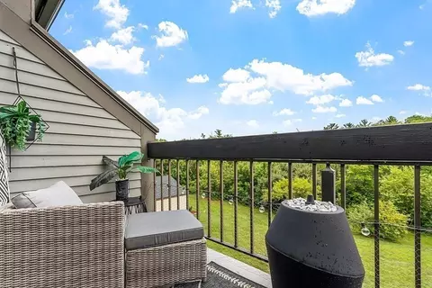 1100 Salem St #70, Lynnfield, MA 01940