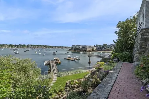 12 Gregory St, Marblehead, MA 01945 photo 9