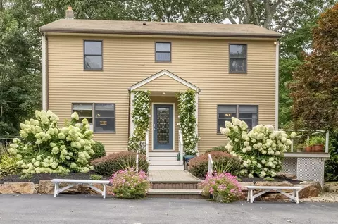 32 Lake Rd, Gloucester, MA 01930