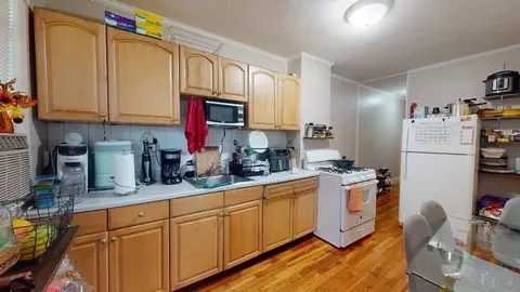 20 Ferry St #A, Everett, MA 02149