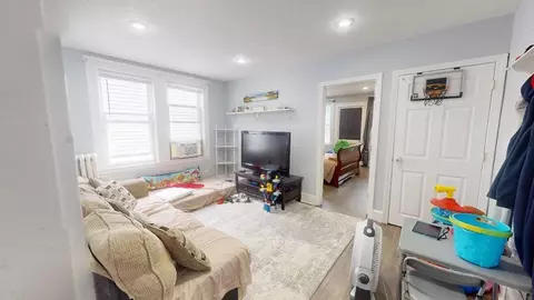 22 Ferry St #B, Everett, MA 02149