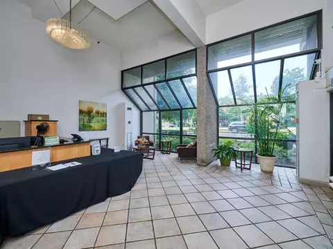 1731 Beacon St #114, Brookline, MA 02445