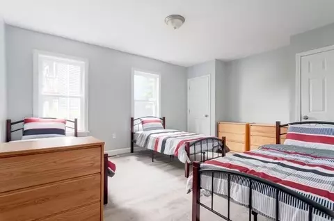 3 Frederick St, Worcester, MA 01605 photo 4