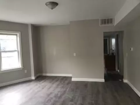 3 Frederick St, Worcester, MA 01605 photo 8