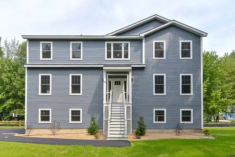 26 Cushing St, Salisbury, MA 01952